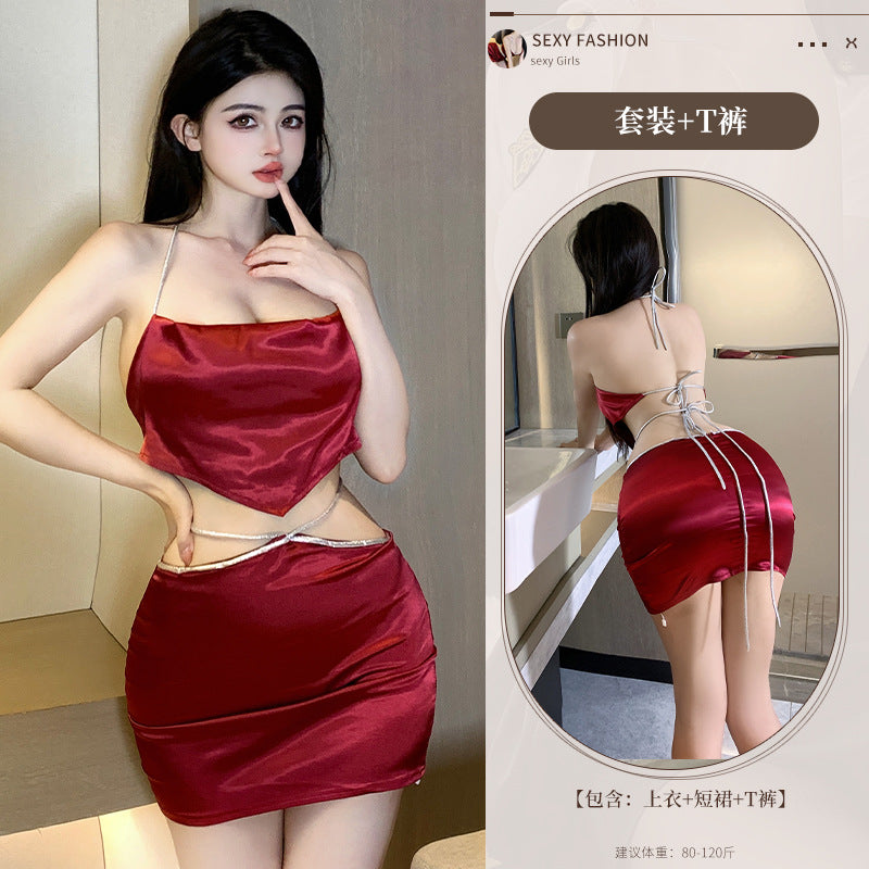 火辣调教 【挂脖肚兜缎面绑带镂空包臀裙】